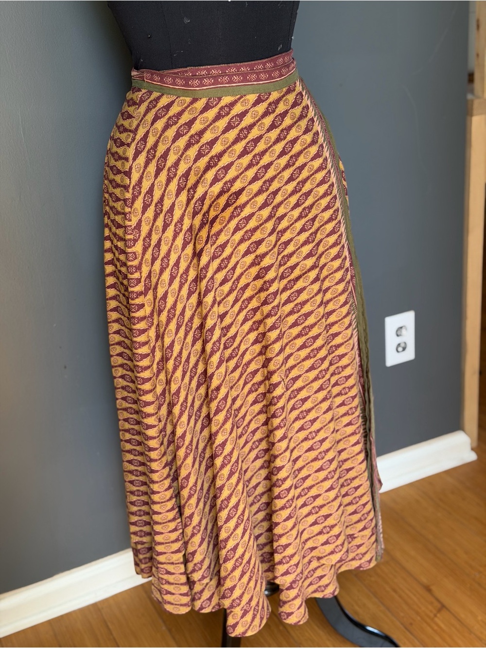 Free people Bohemian Printed Maxi Skirt Cottagecore -Size 0